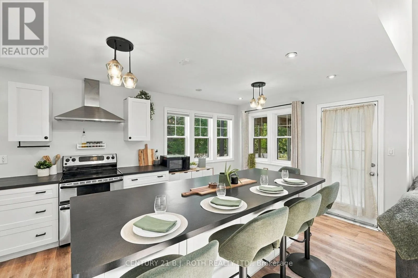 11 ROSEMARY ROAD