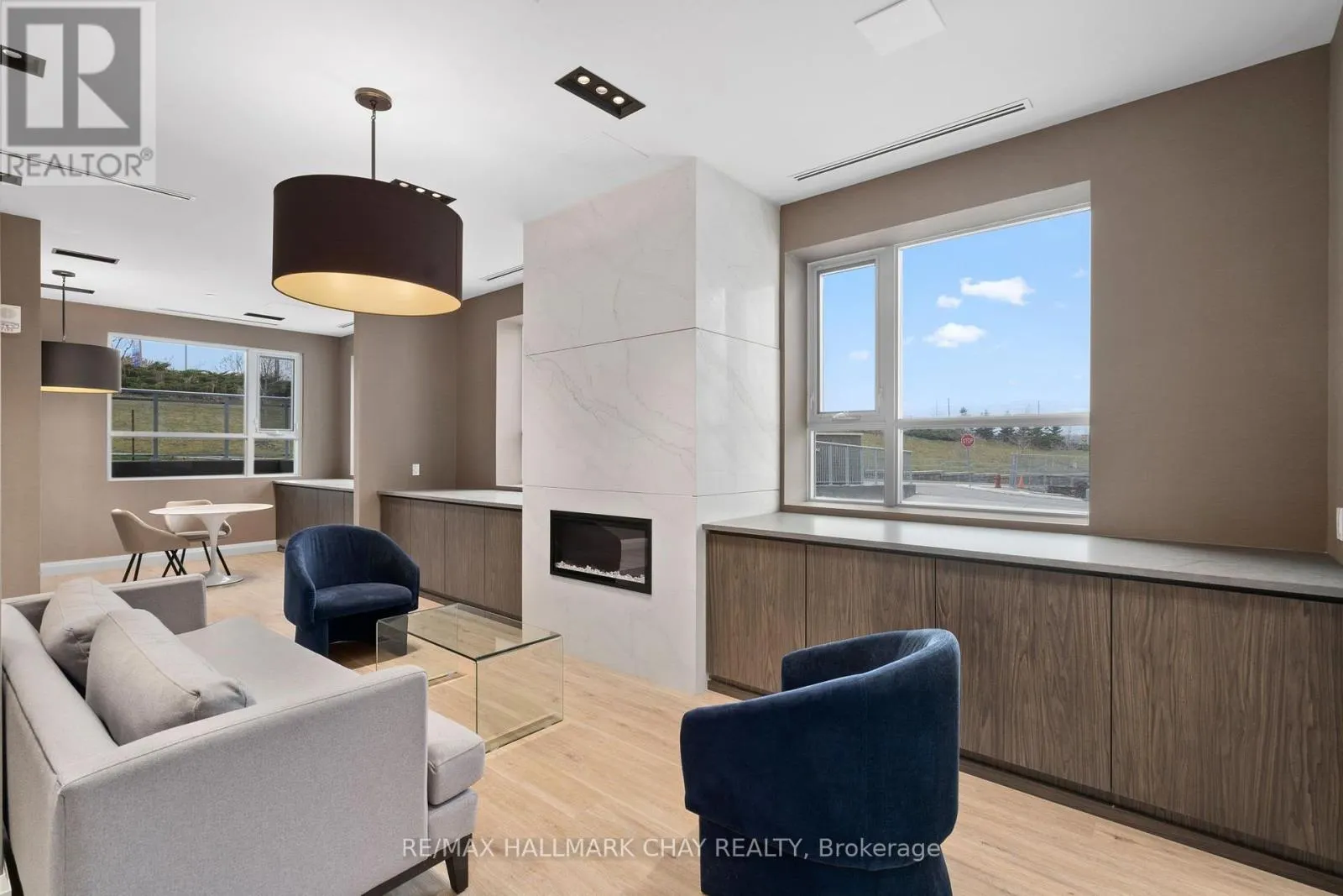 310 - 58 LAKESIDE TERRACE