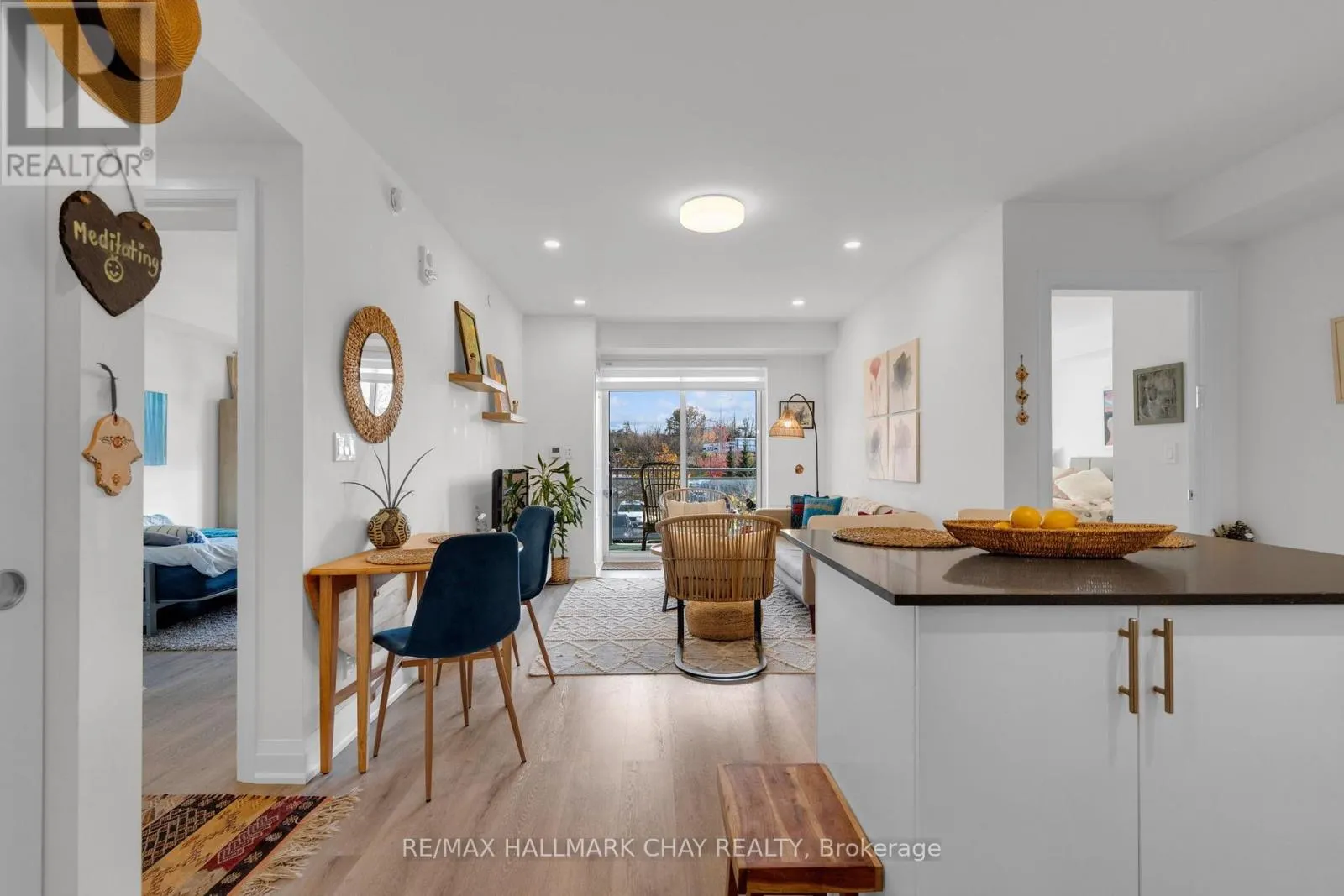 310 - 58 LAKESIDE TERRACE