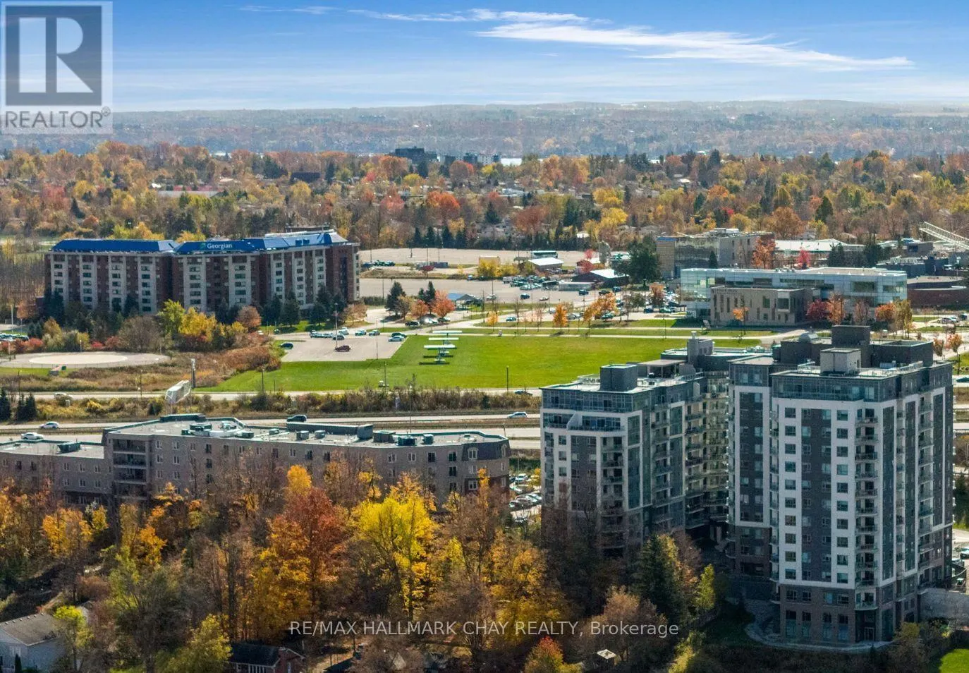 310 - 58 LAKESIDE TERRACE