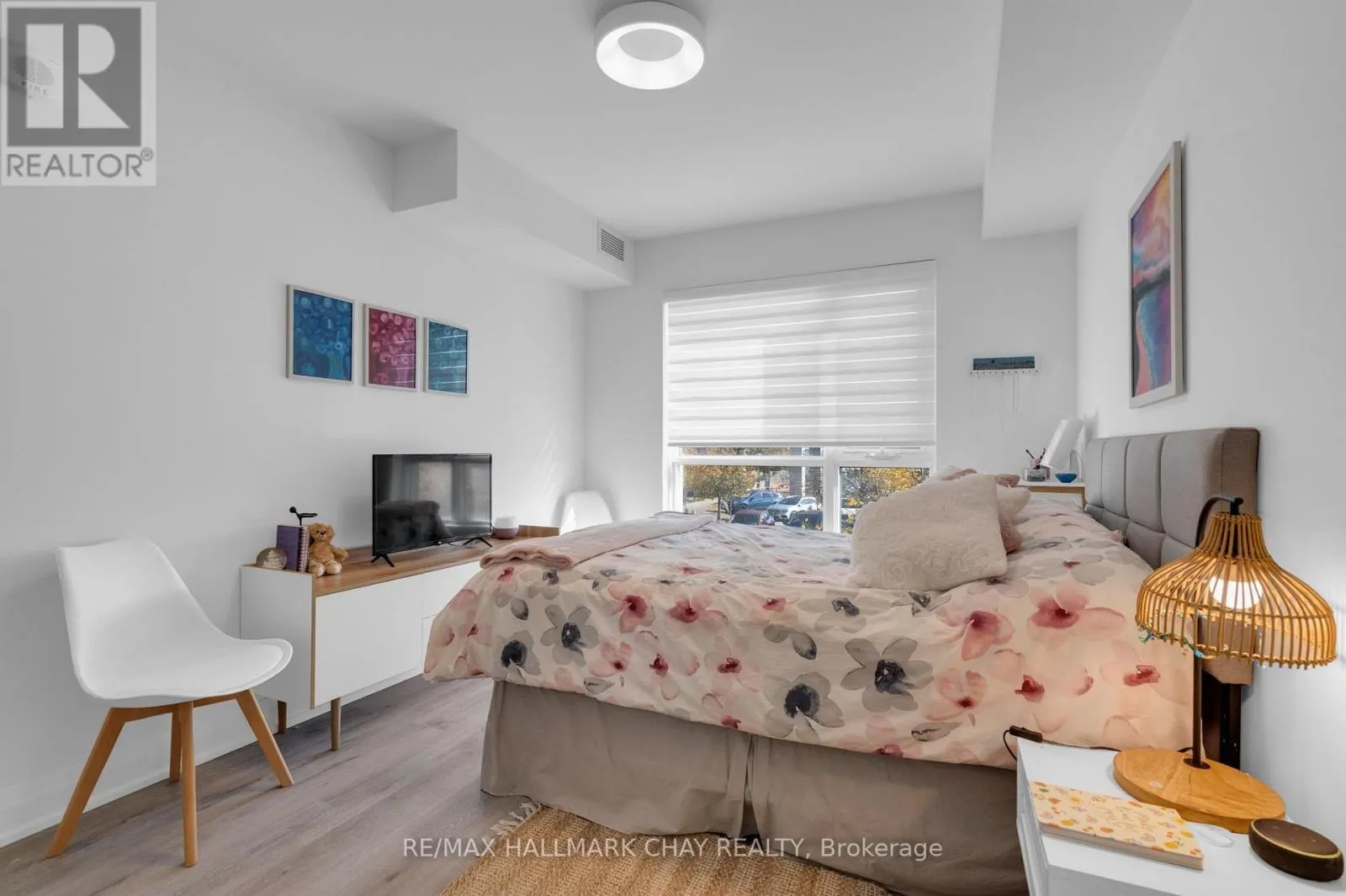 310 - 58 LAKESIDE TERRACE