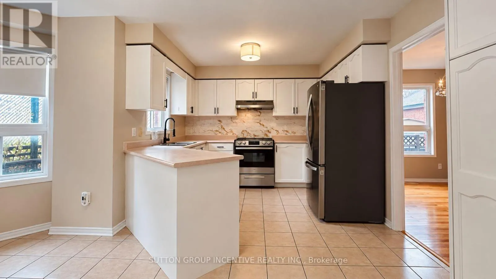 341 LIVINGSTONE STREET W