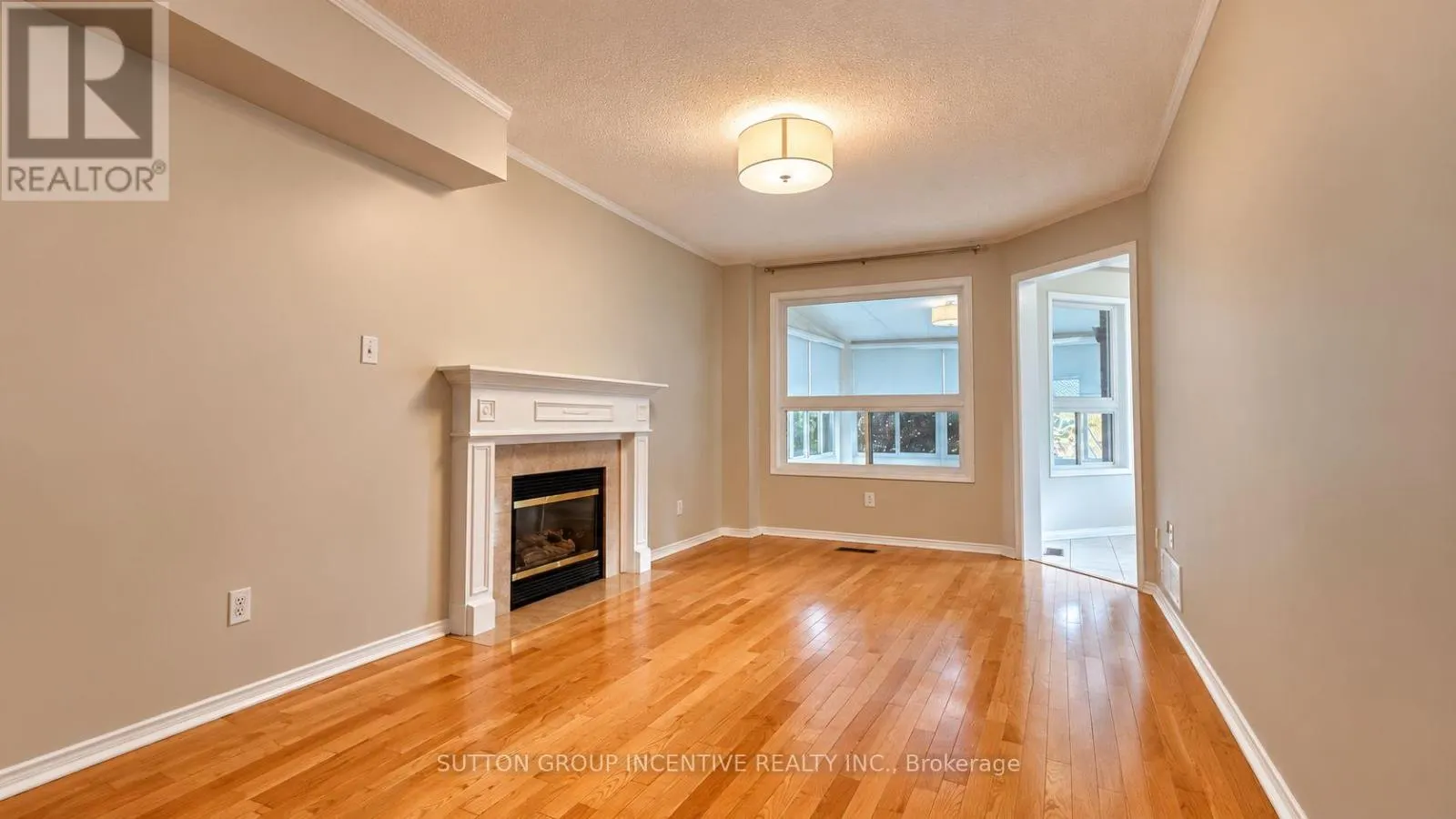 341 LIVINGSTONE STREET W