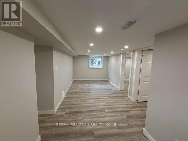 LOWER - 150 PENETANG STREET