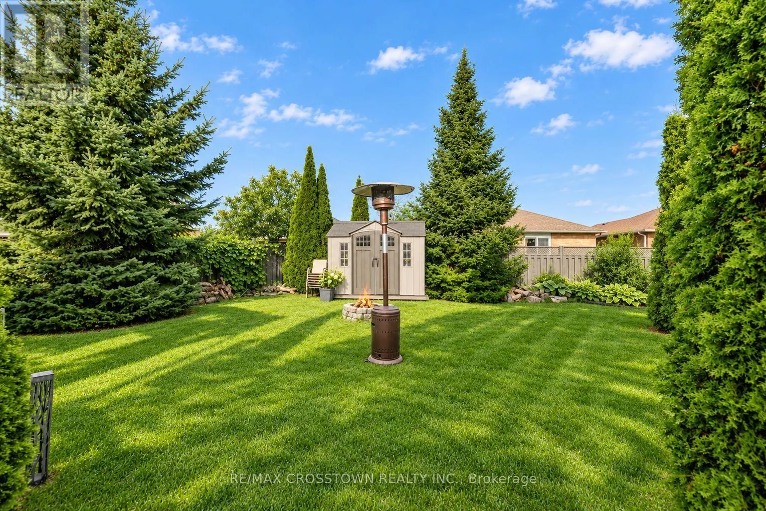 262 WESSENGER DRIVE