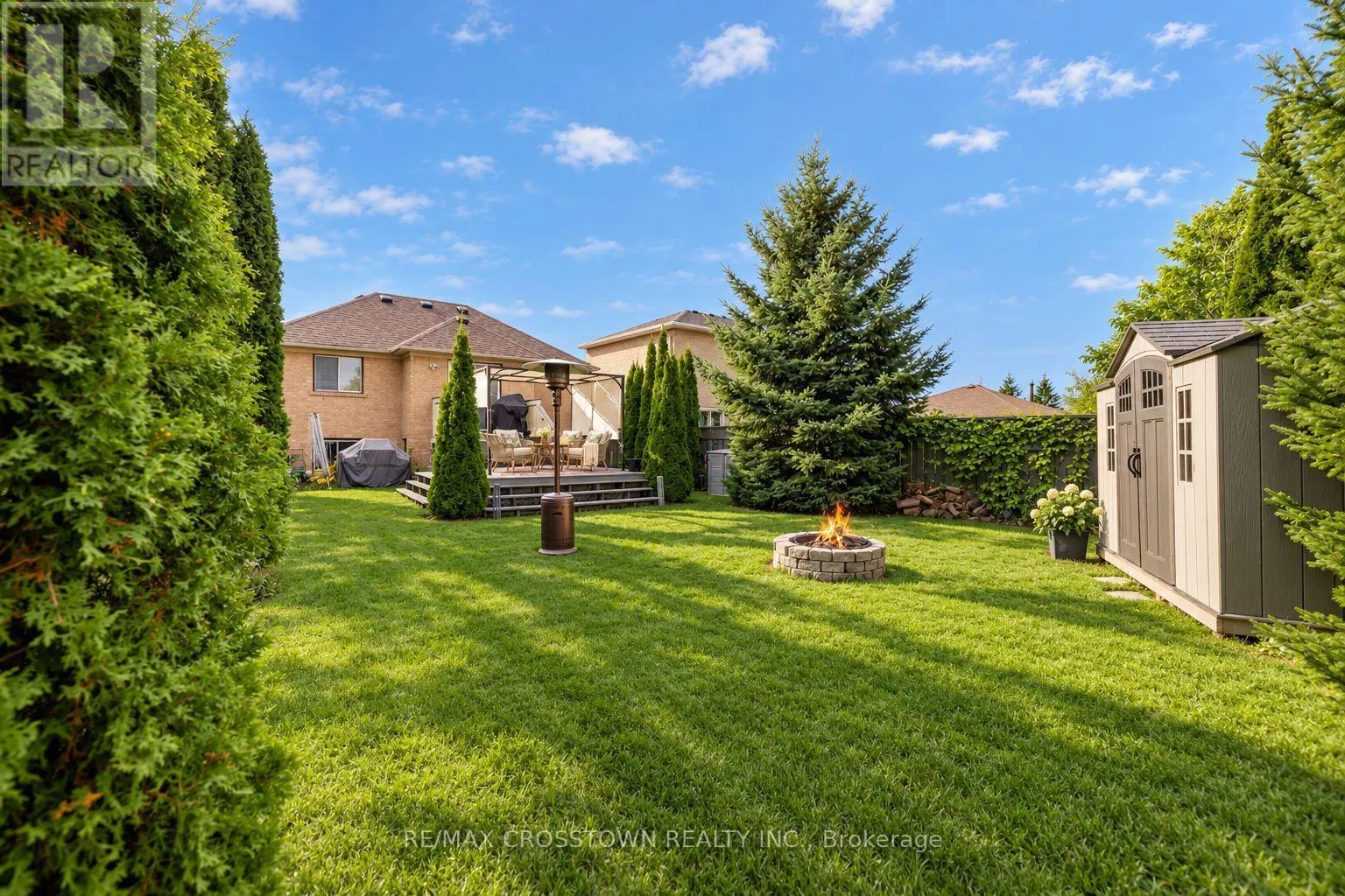 262 WESSENGER DRIVE