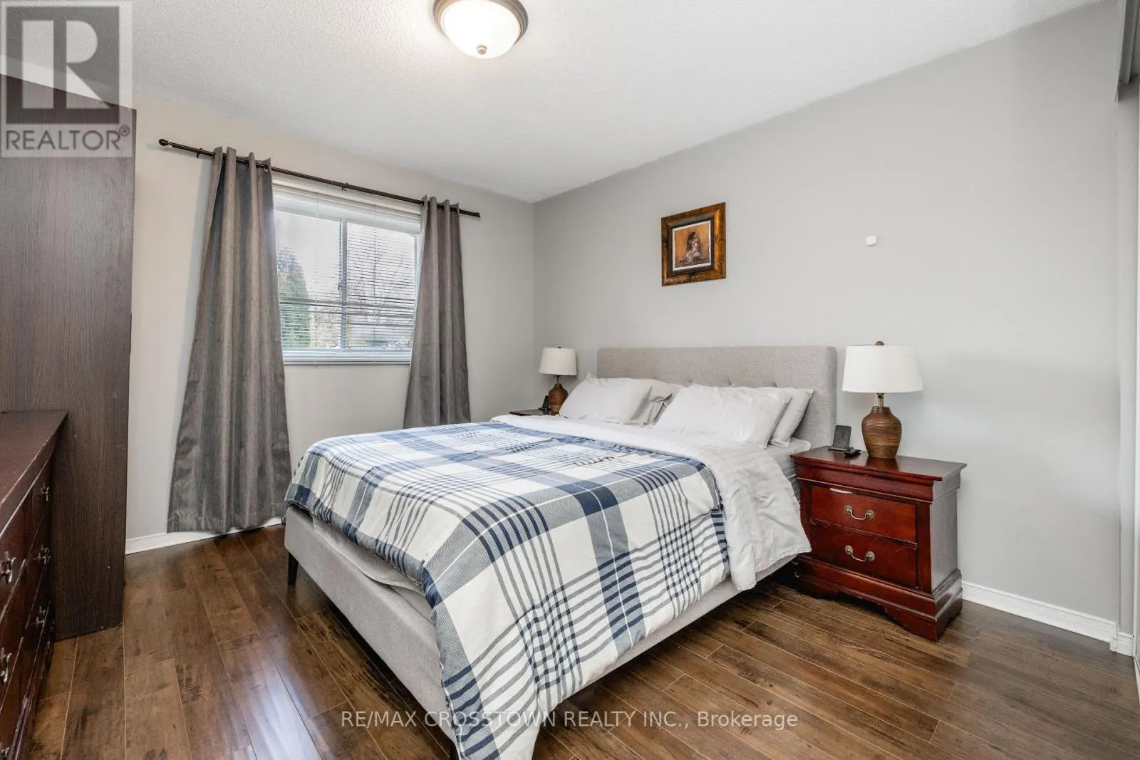 262 WESSENGER DRIVE