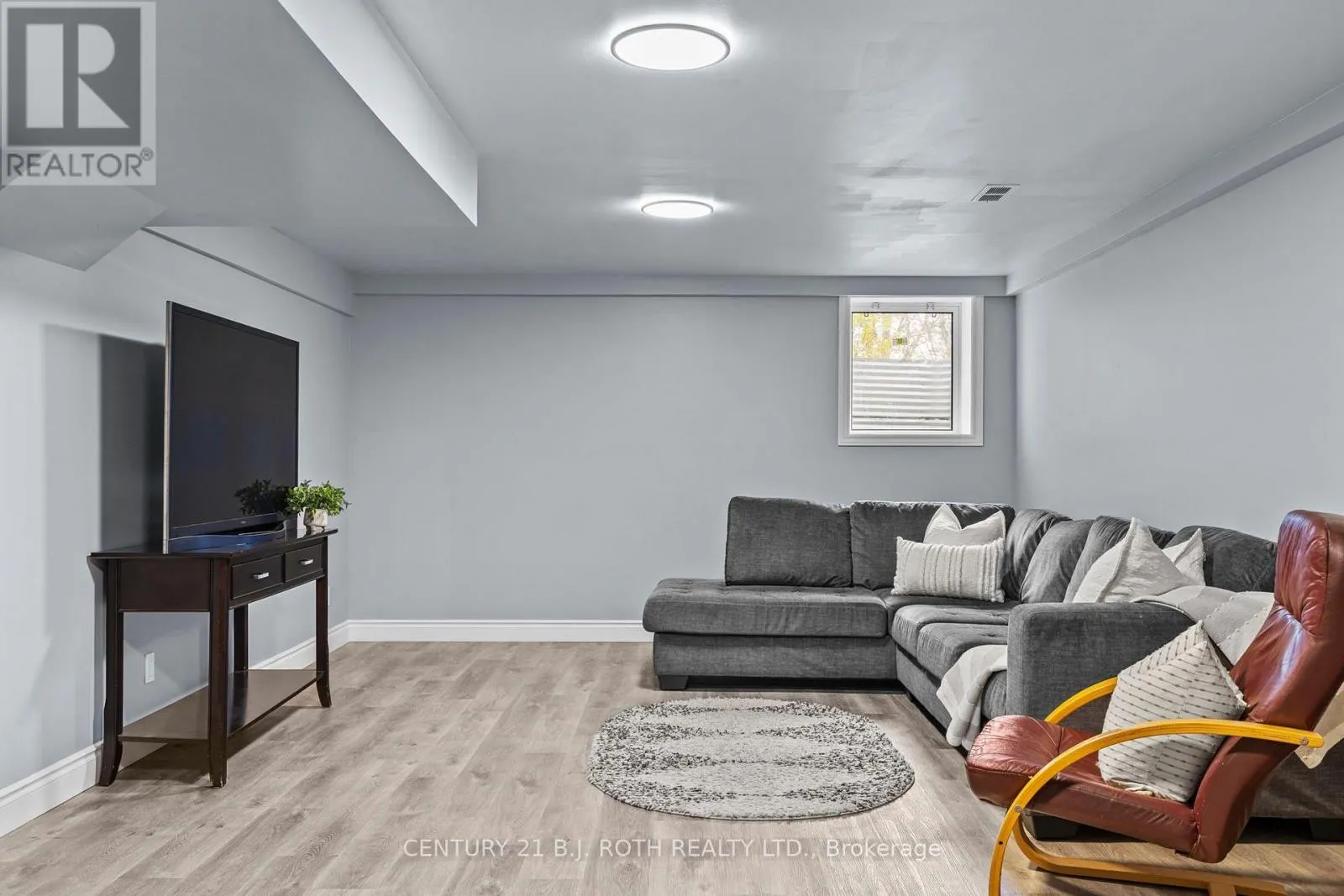 3271 TURNBULL DRIVE