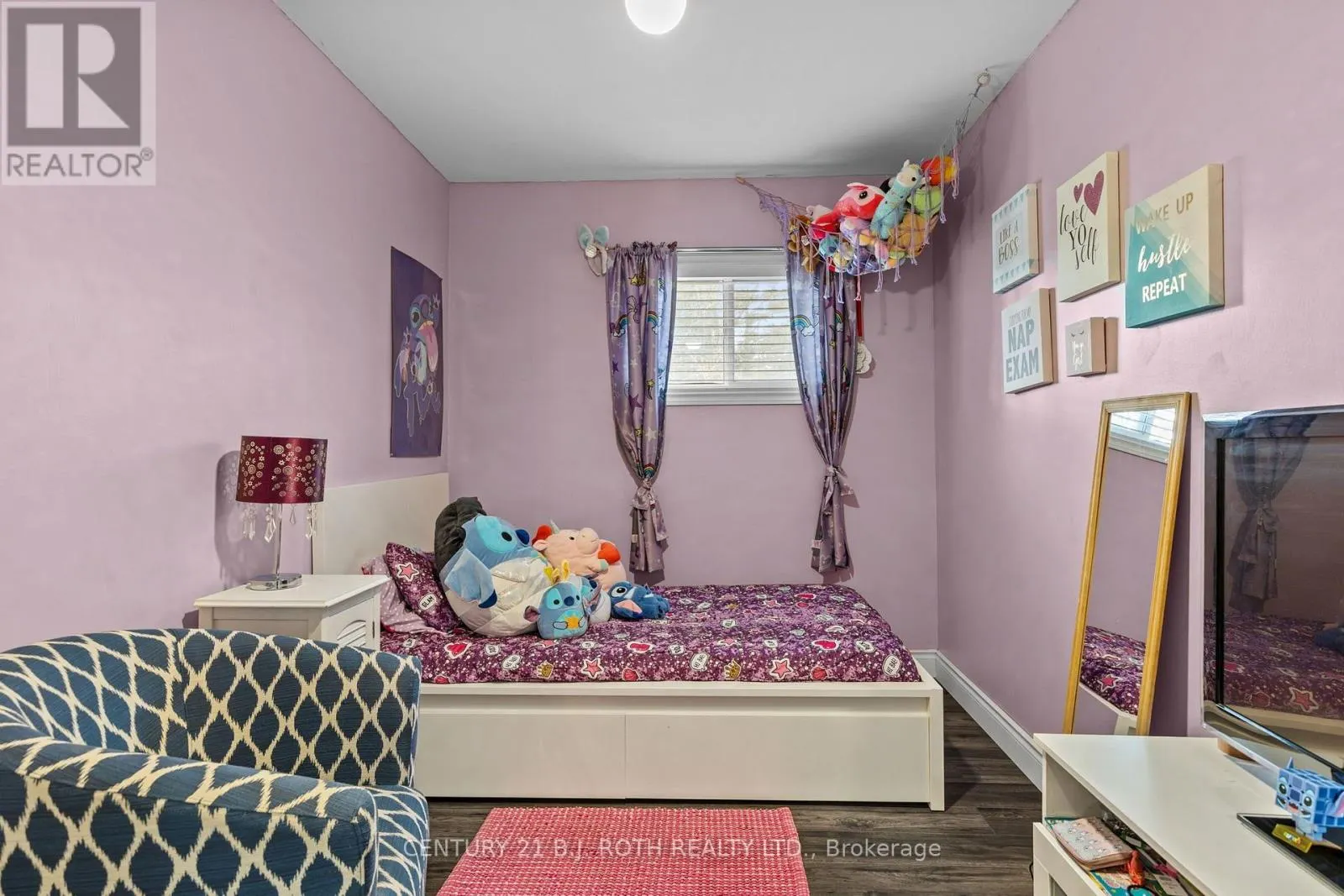 3271 TURNBULL DRIVE