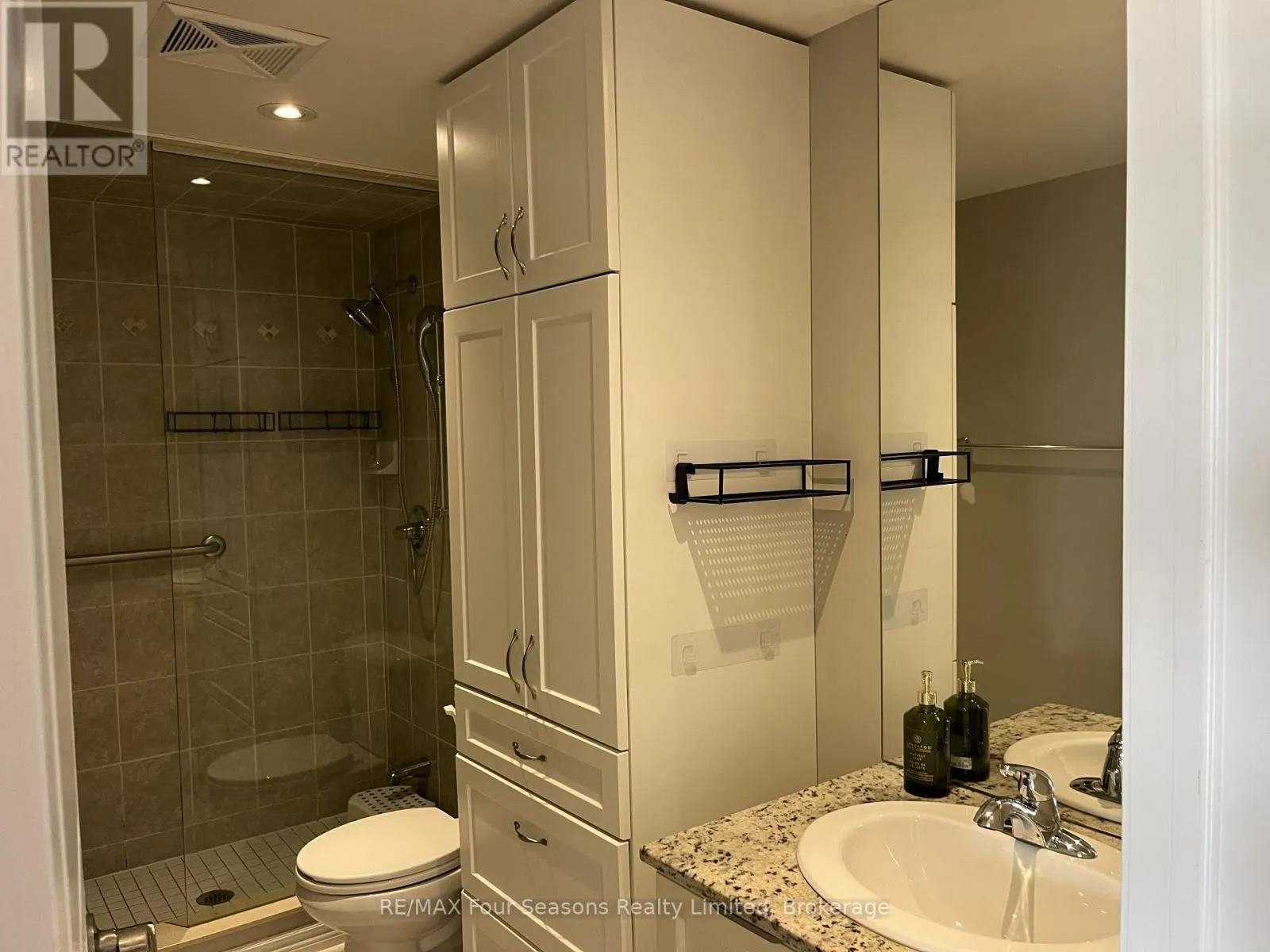 306 - 8 BRANDY LANE DRIVE #306