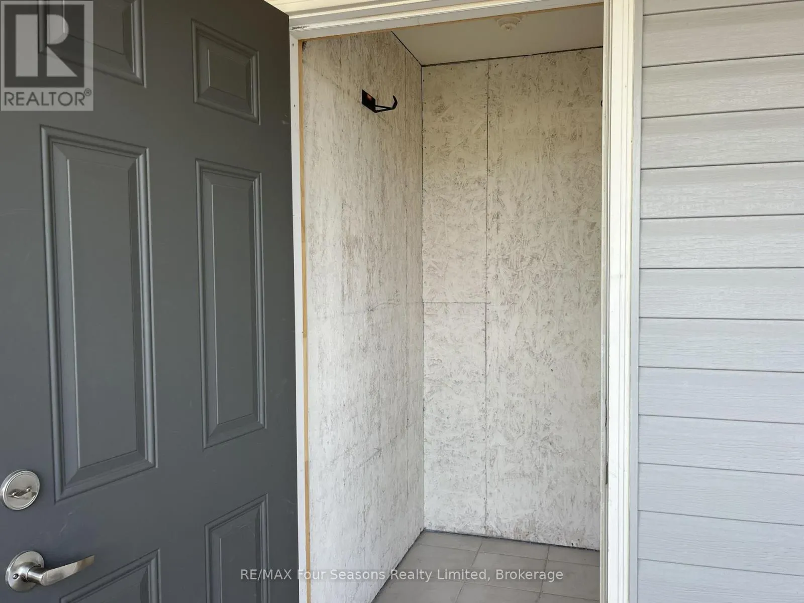 306 - 8 BRANDY LANE DRIVE #306