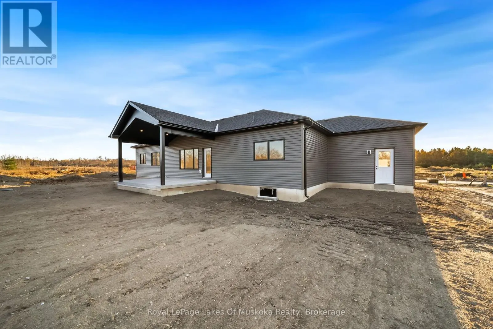 7 MEADOW ACRES ROAD