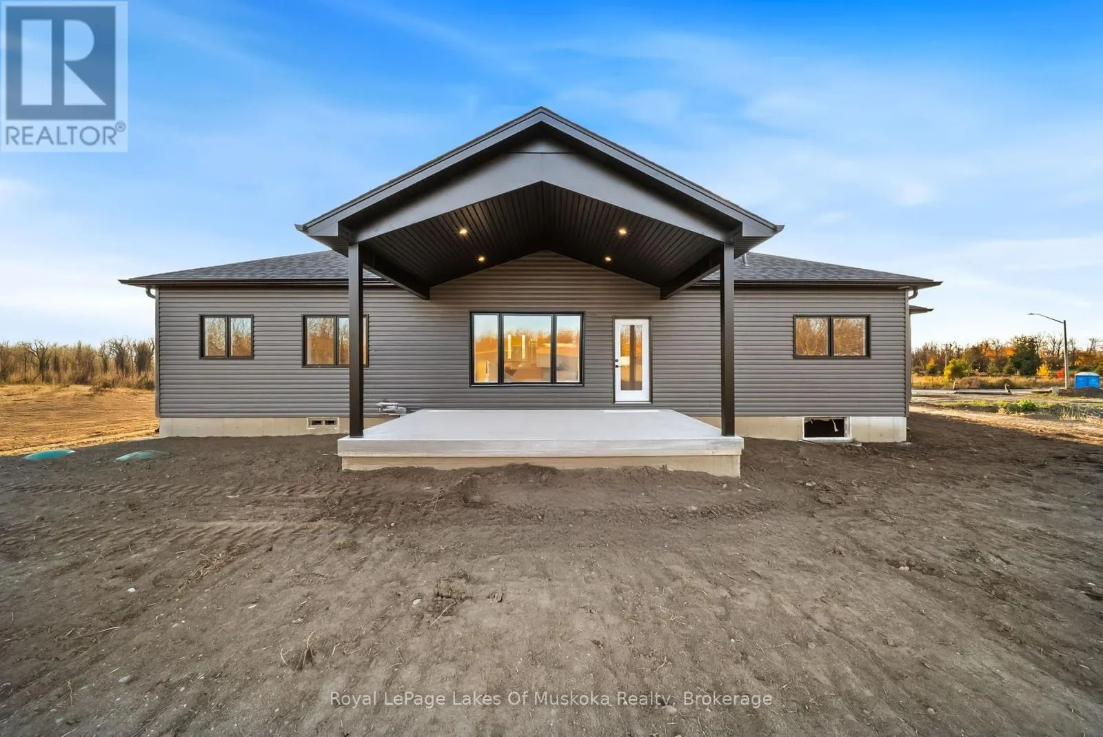 7 MEADOW ACRES ROAD