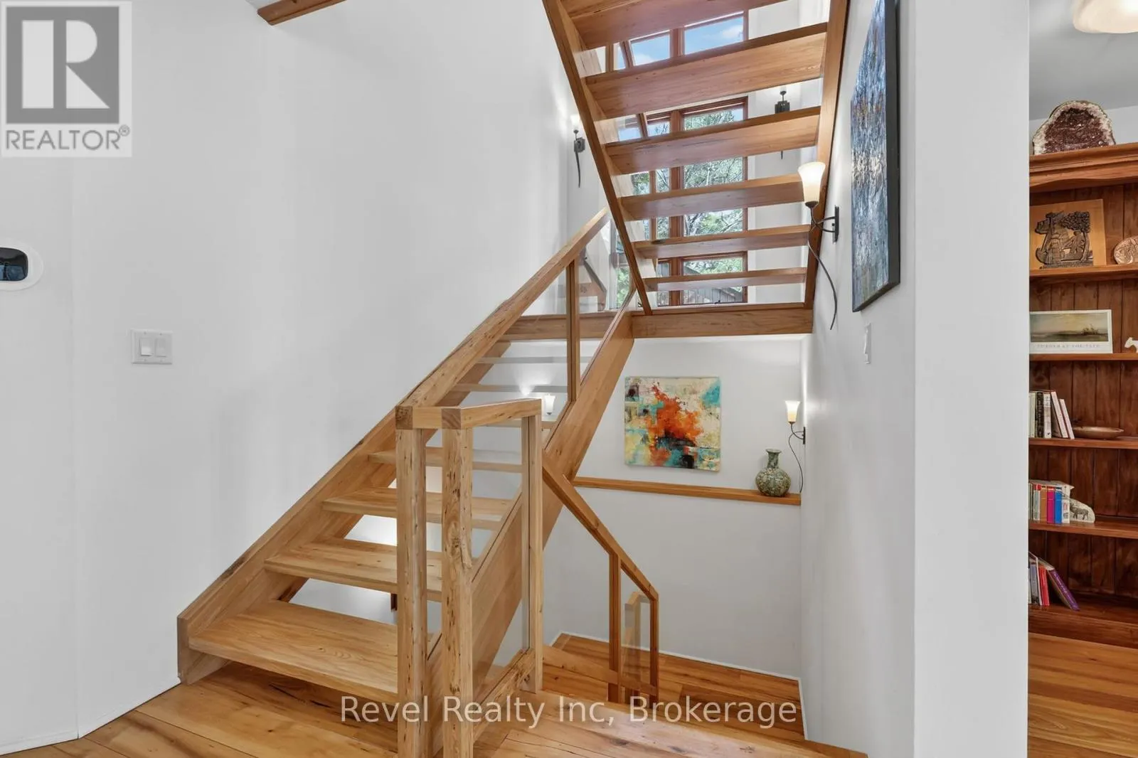 12 WALKER ROAD