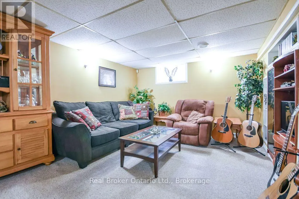 254 JEANNE STREET