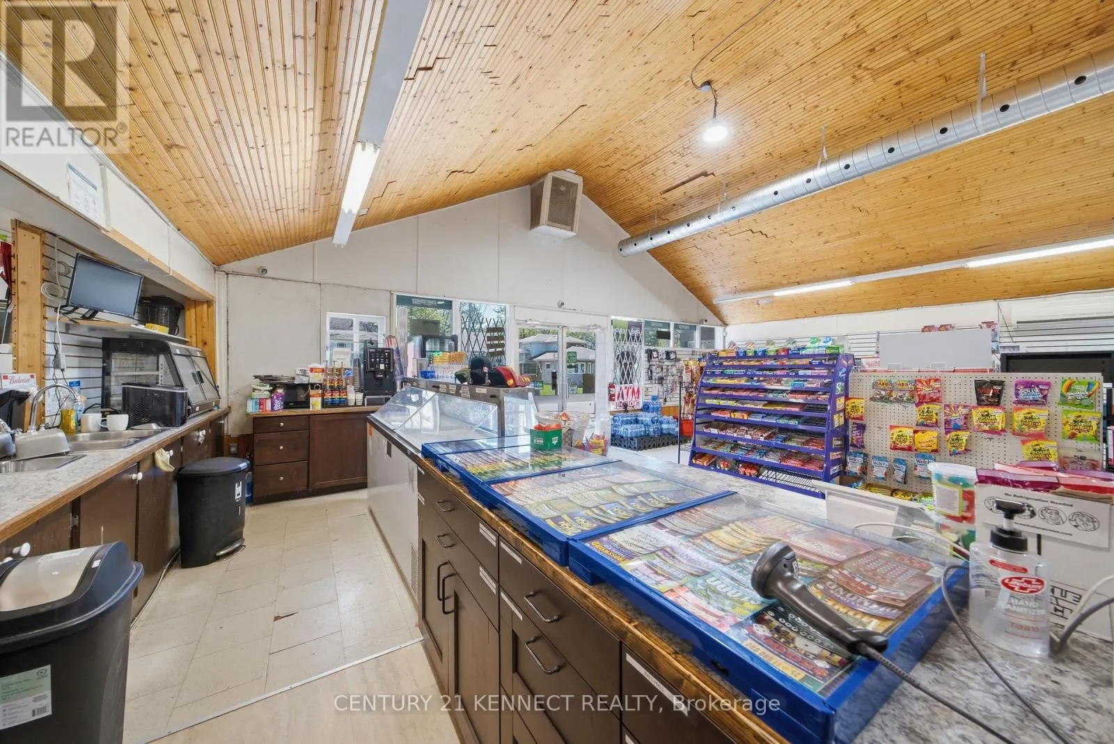 2008 TINY BEACHES ROAD S