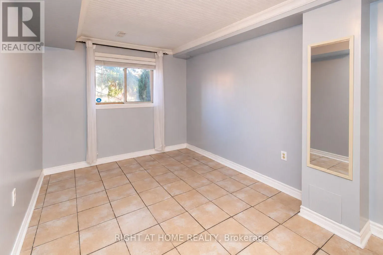 10 (BASEMENT) - 32 SAWMILL ROAD