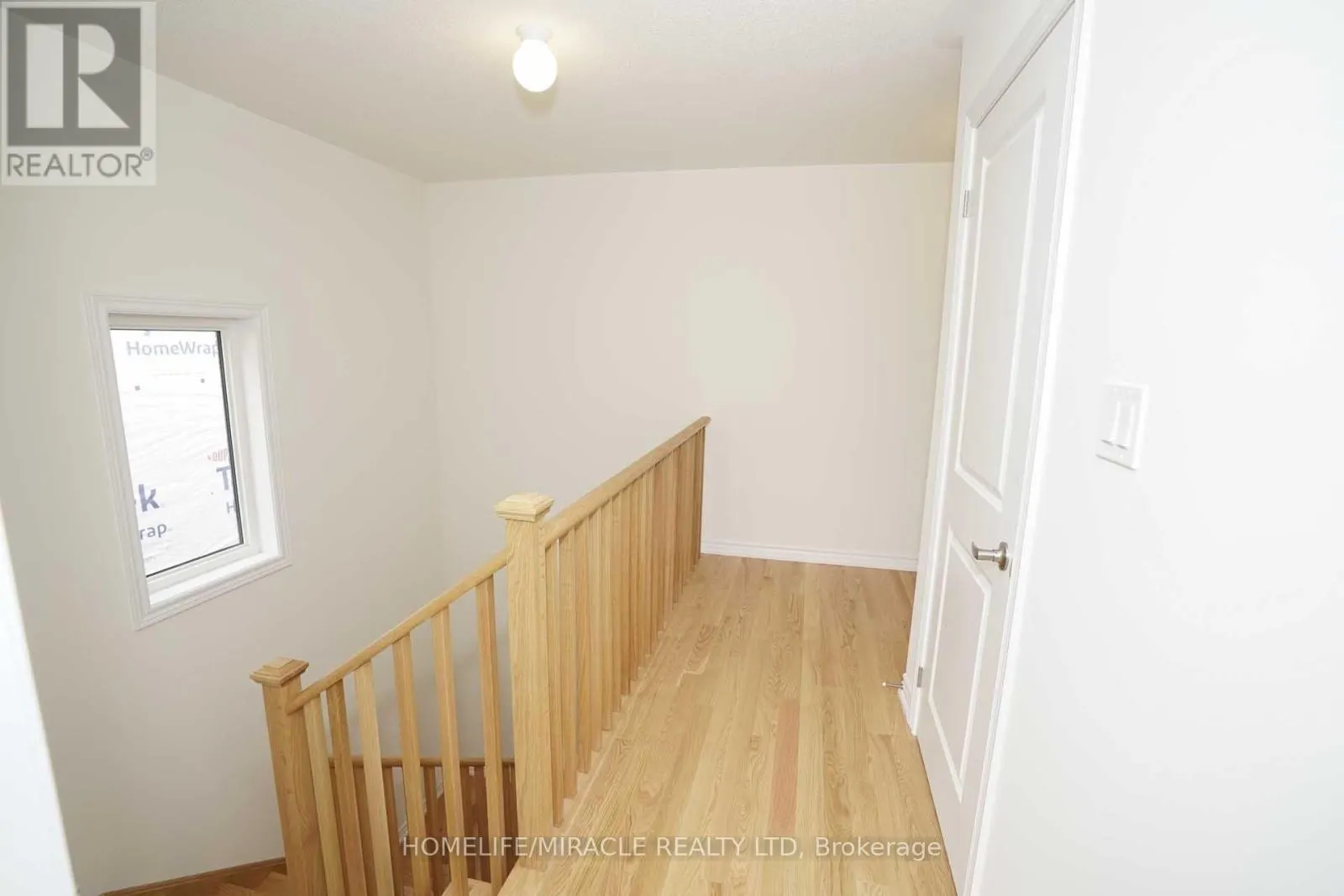 UPPER - 7 LUDLOW DRIVE