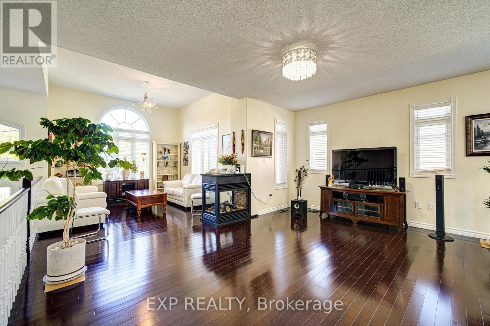 30 CHERRY SANDS CRESCENT