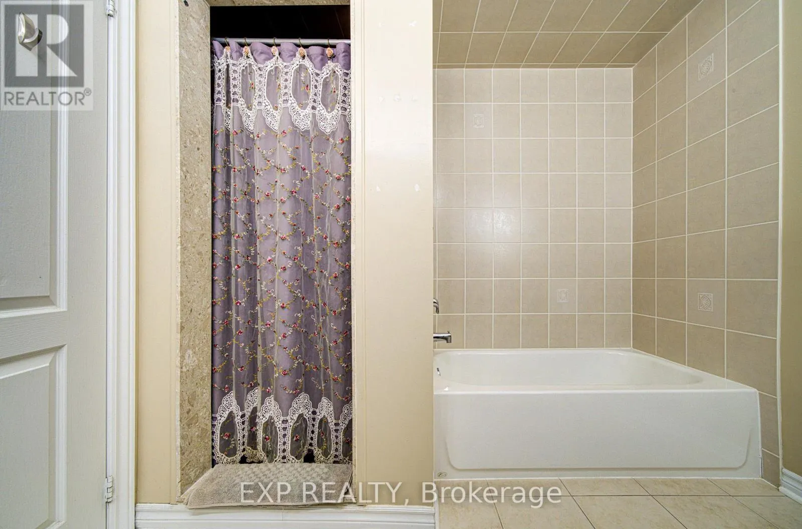 30 CHERRY SANDS CRESCENT