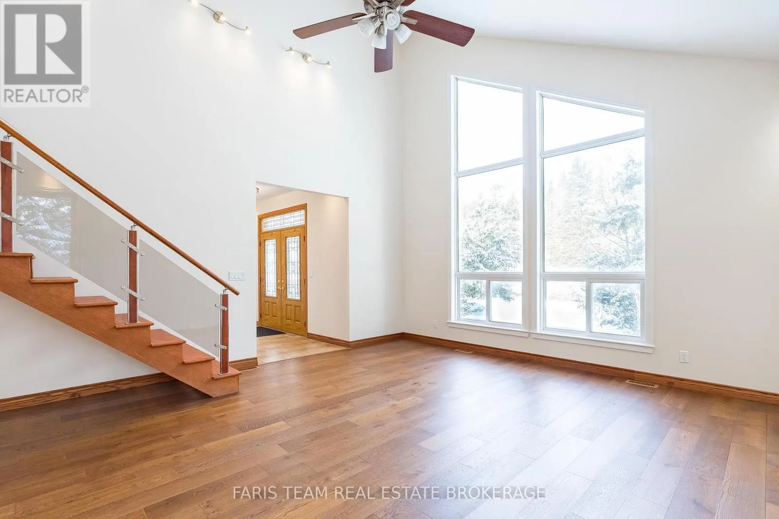 2384 CHAMPLAIN ROAD