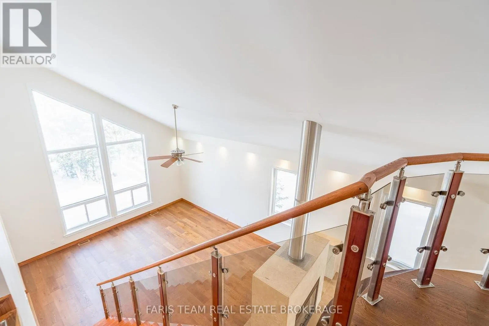 2384 CHAMPLAIN ROAD