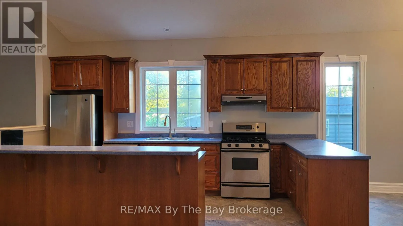 MAIN FLOOR - 65 LAIDLAW STREET #Main Floor