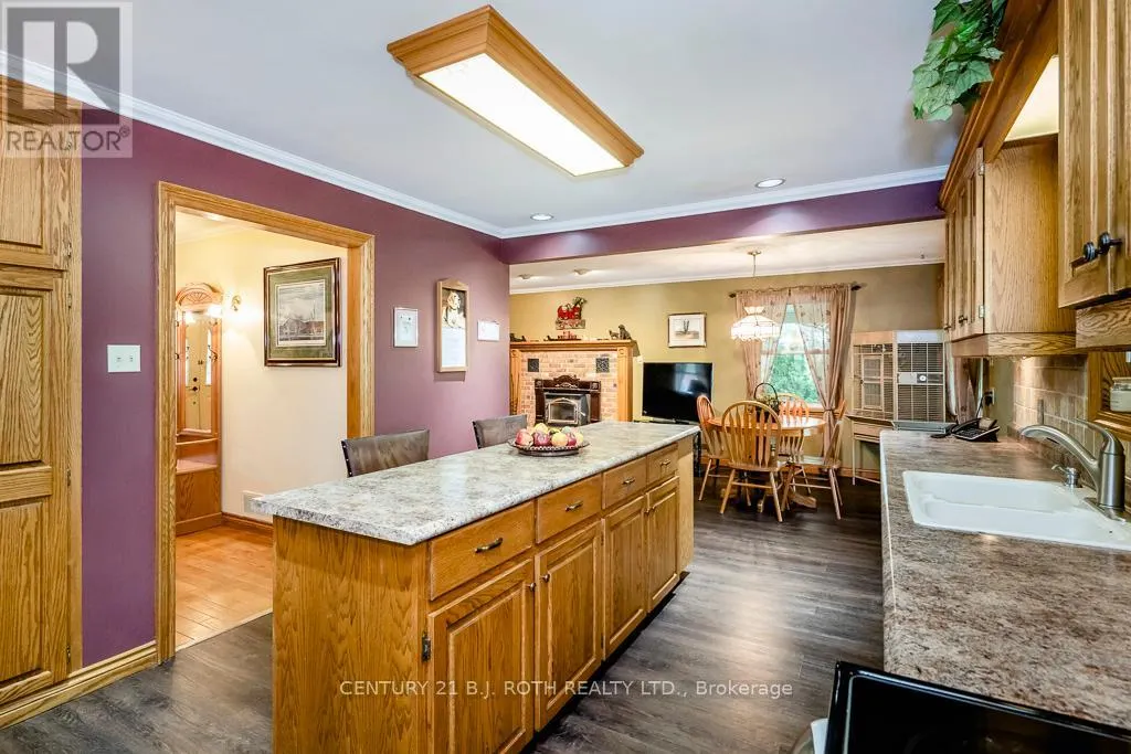 301 4 CONCESSION ROAD