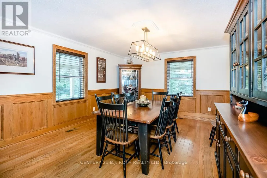 301 4 CONCESSION ROAD