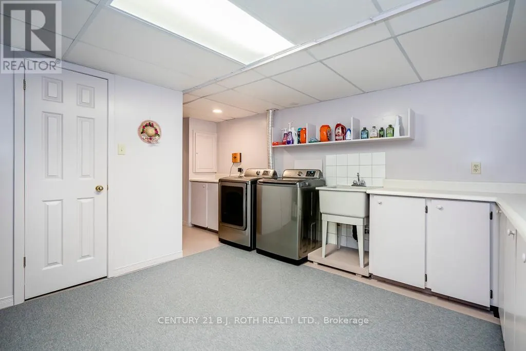 301 4 CONCESSION ROAD