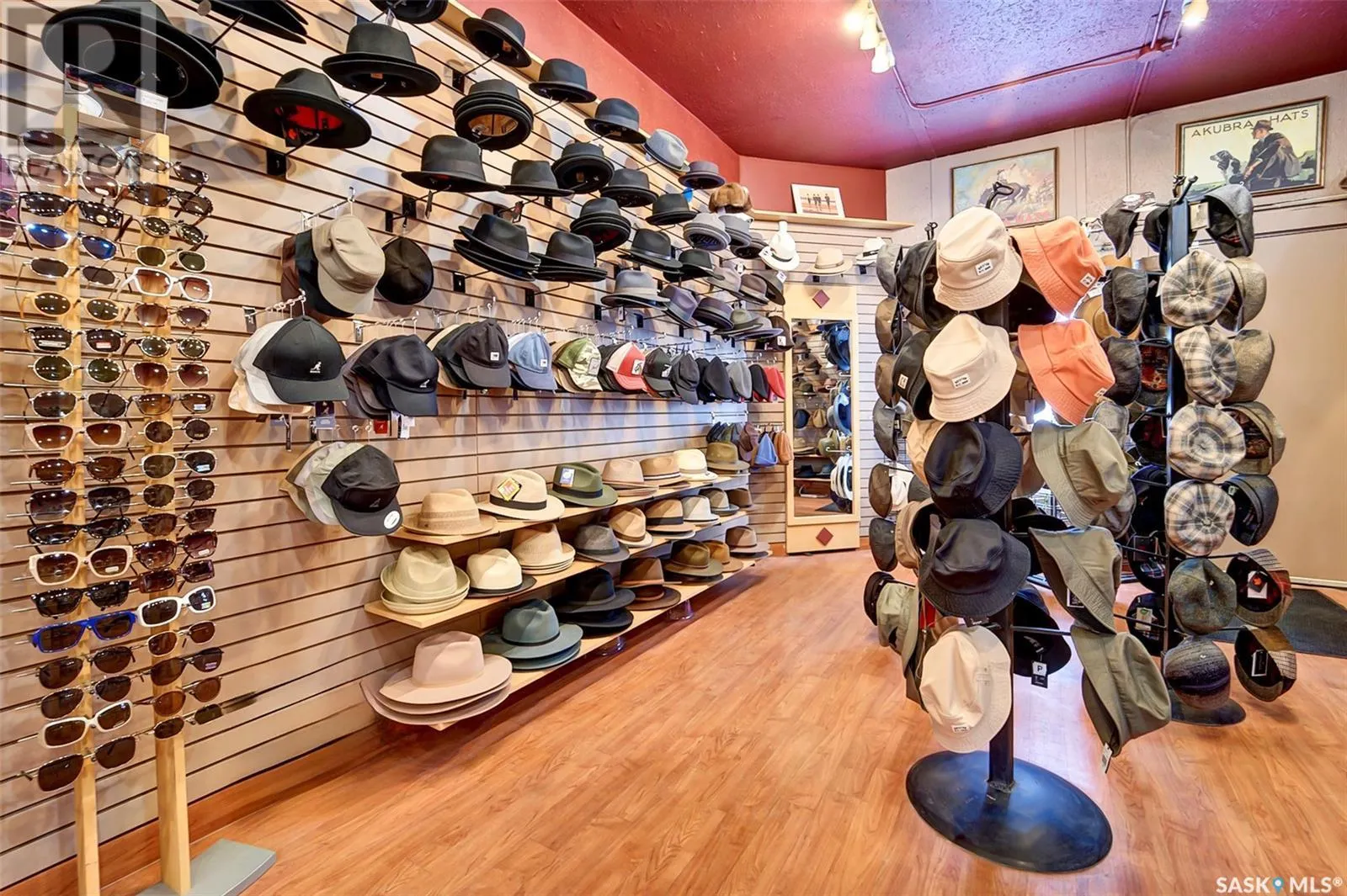 636 Broadway AVENUE