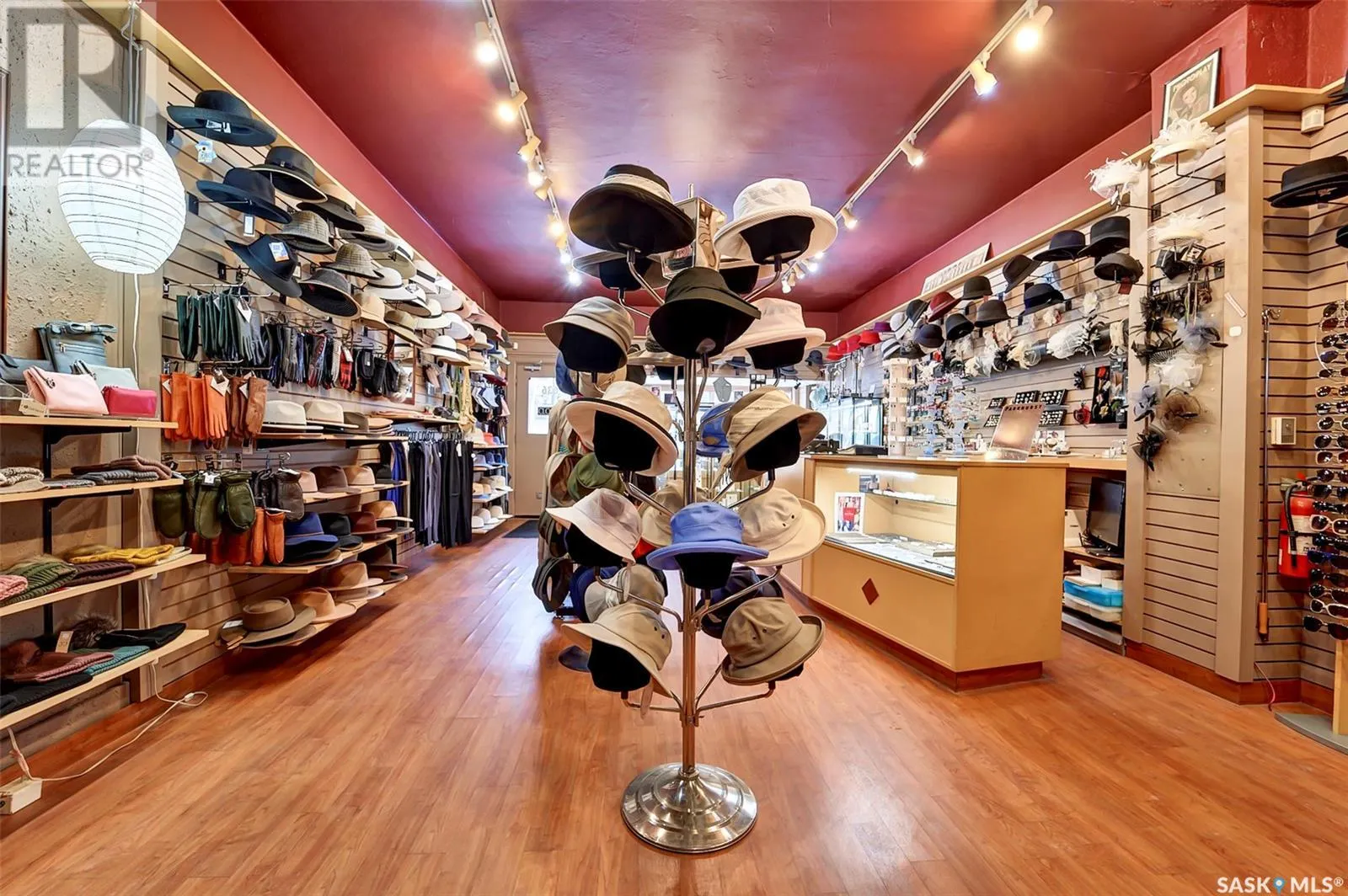 636 Broadway AVENUE