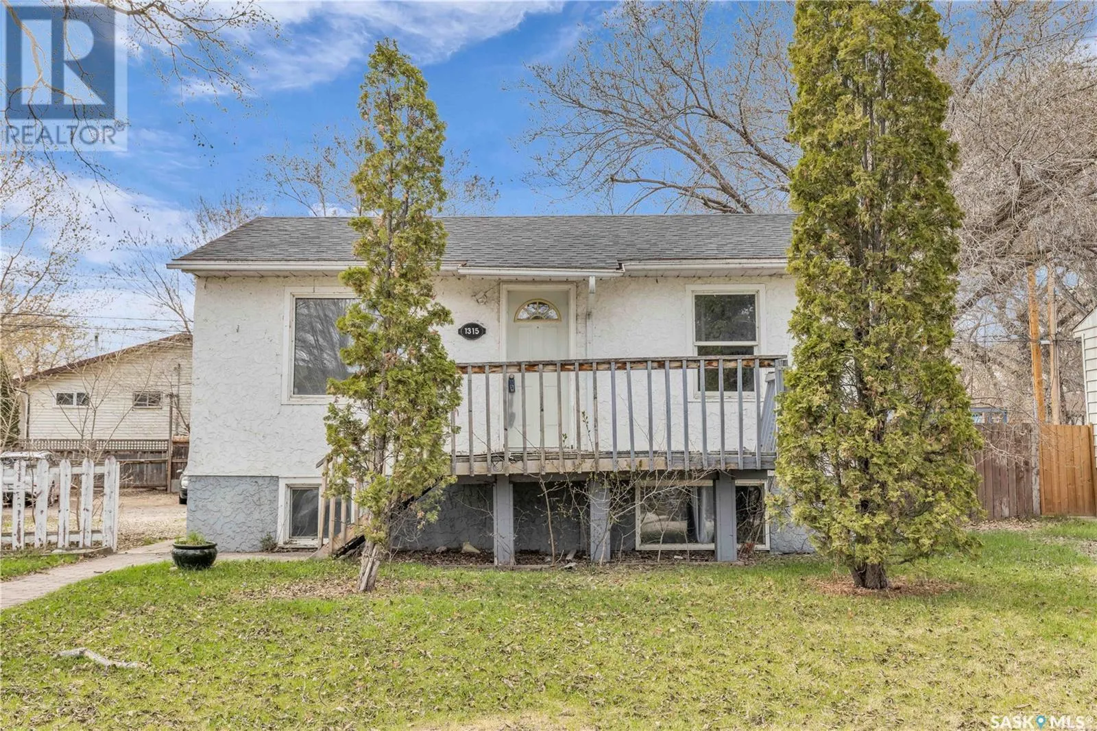 1315 Empress AVENUE