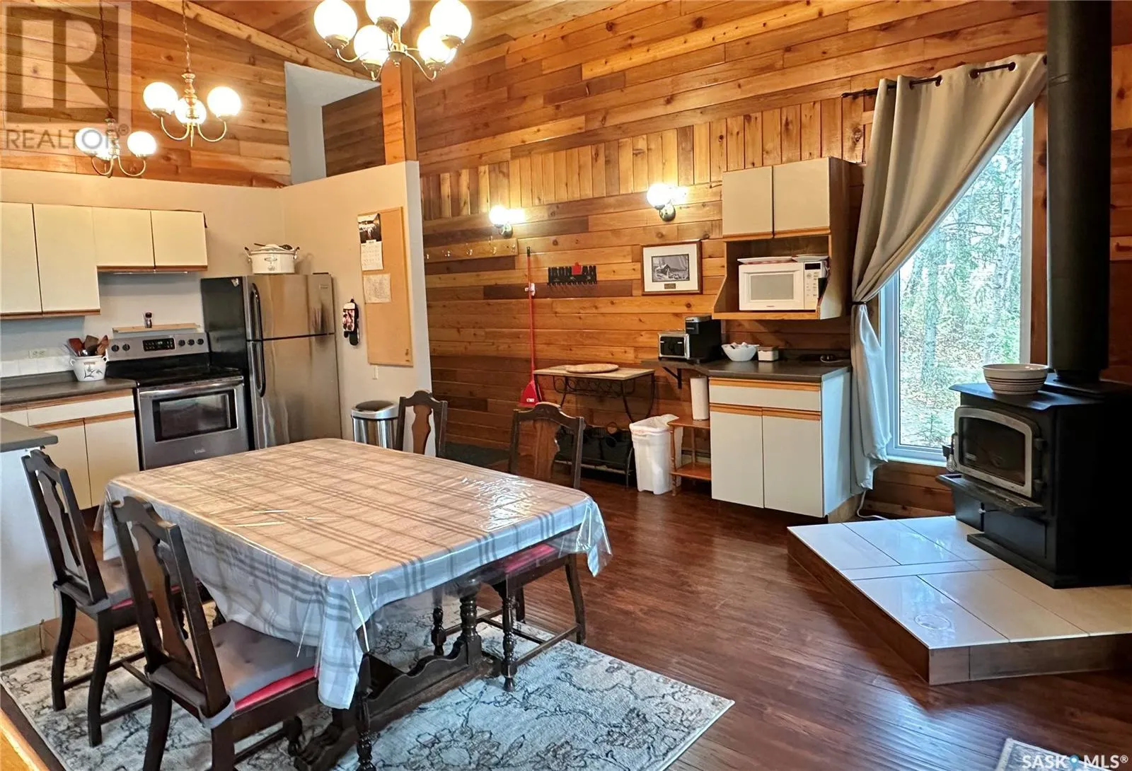 200 Shady Lane, Jimmy (Pratt) Lake