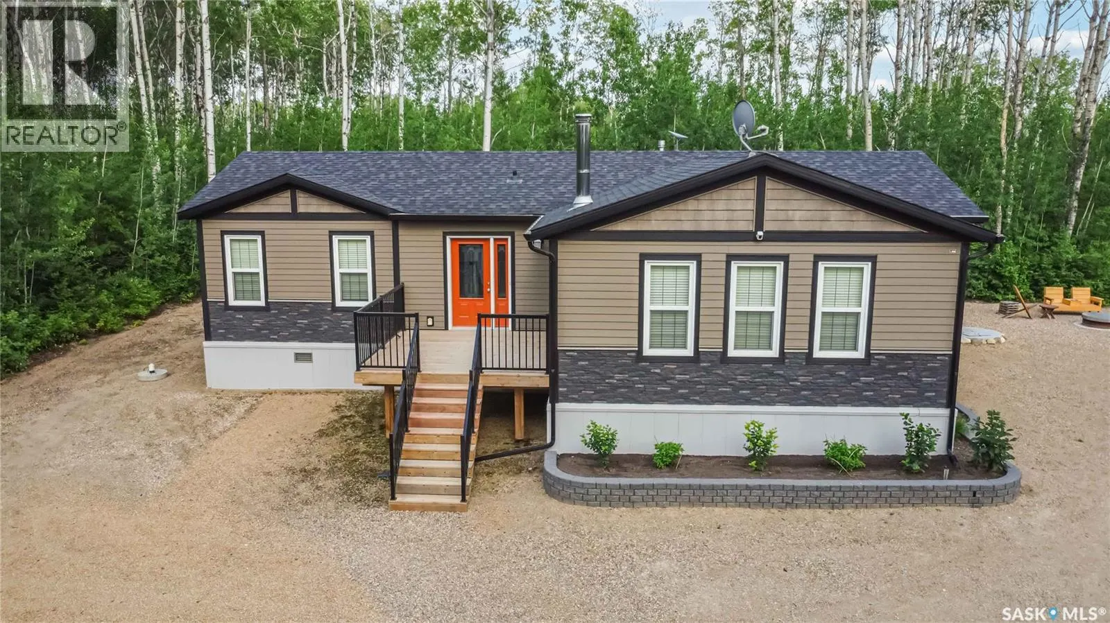 108 Sunrise CRESCENT
