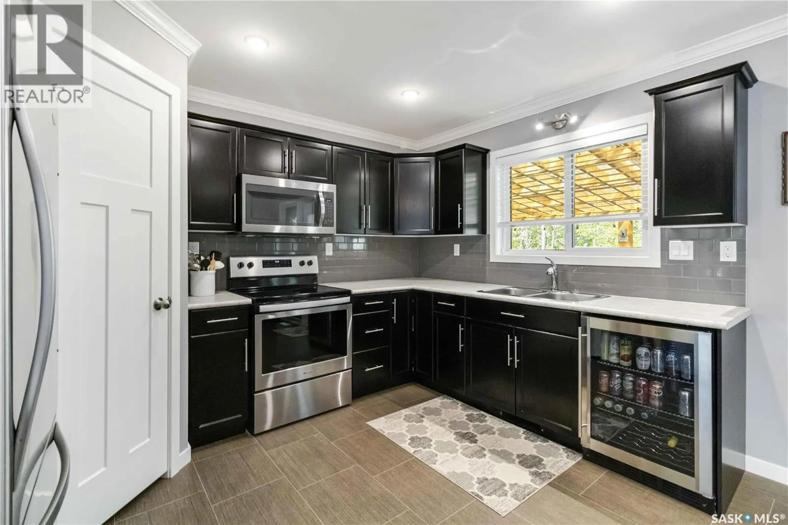 108 Sunrise CRESCENT