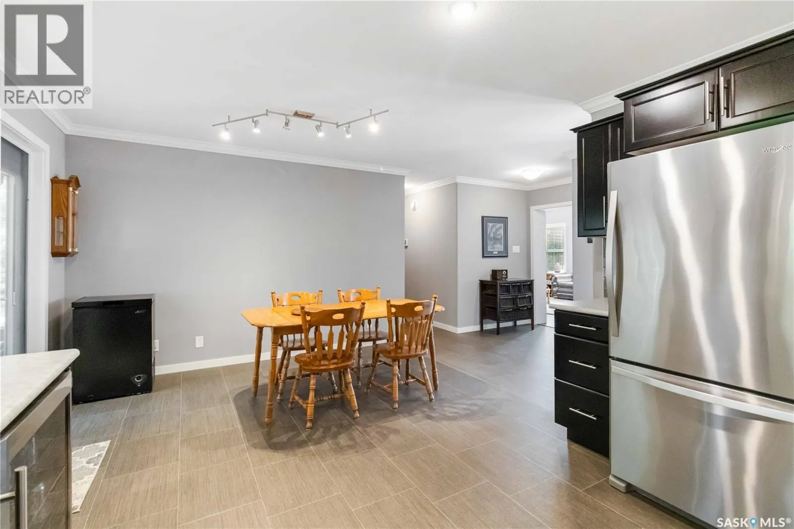 108 Sunrise CRESCENT