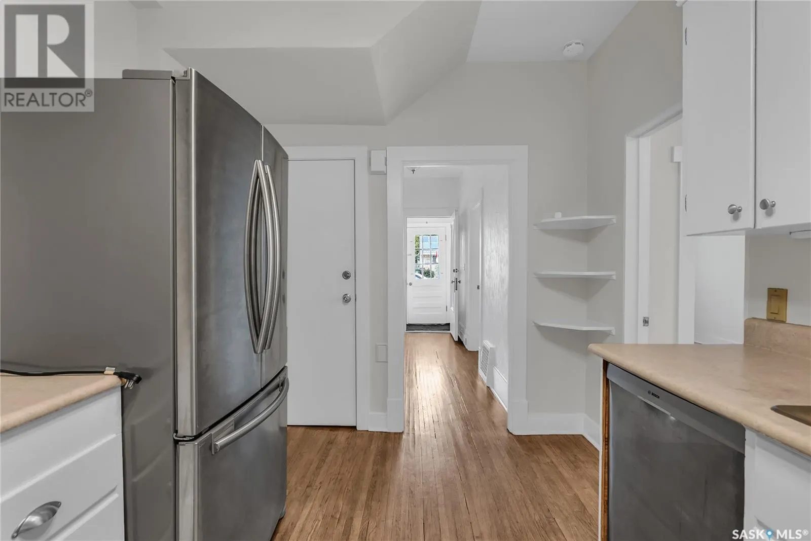 1128 12TH STREET E