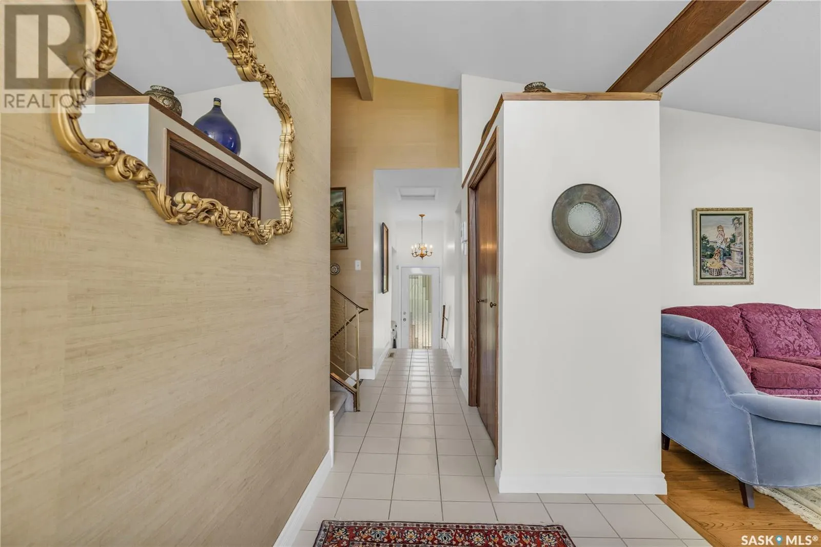 2121 Spadina CRESCENT E