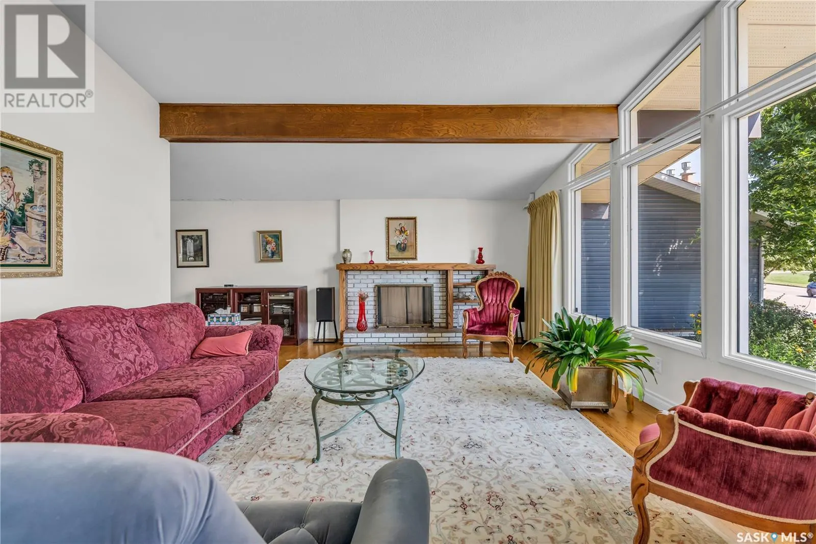 2121 Spadina CRESCENT E