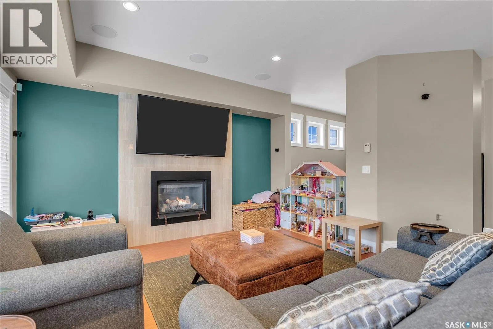 1147 Pringle WAY