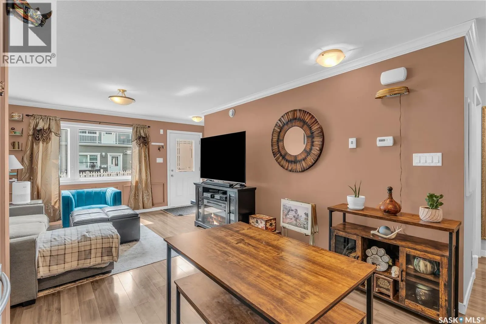 1215 130 Marlatte CRESCENT