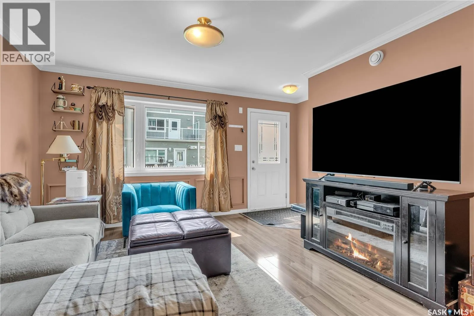1215 130 Marlatte CRESCENT