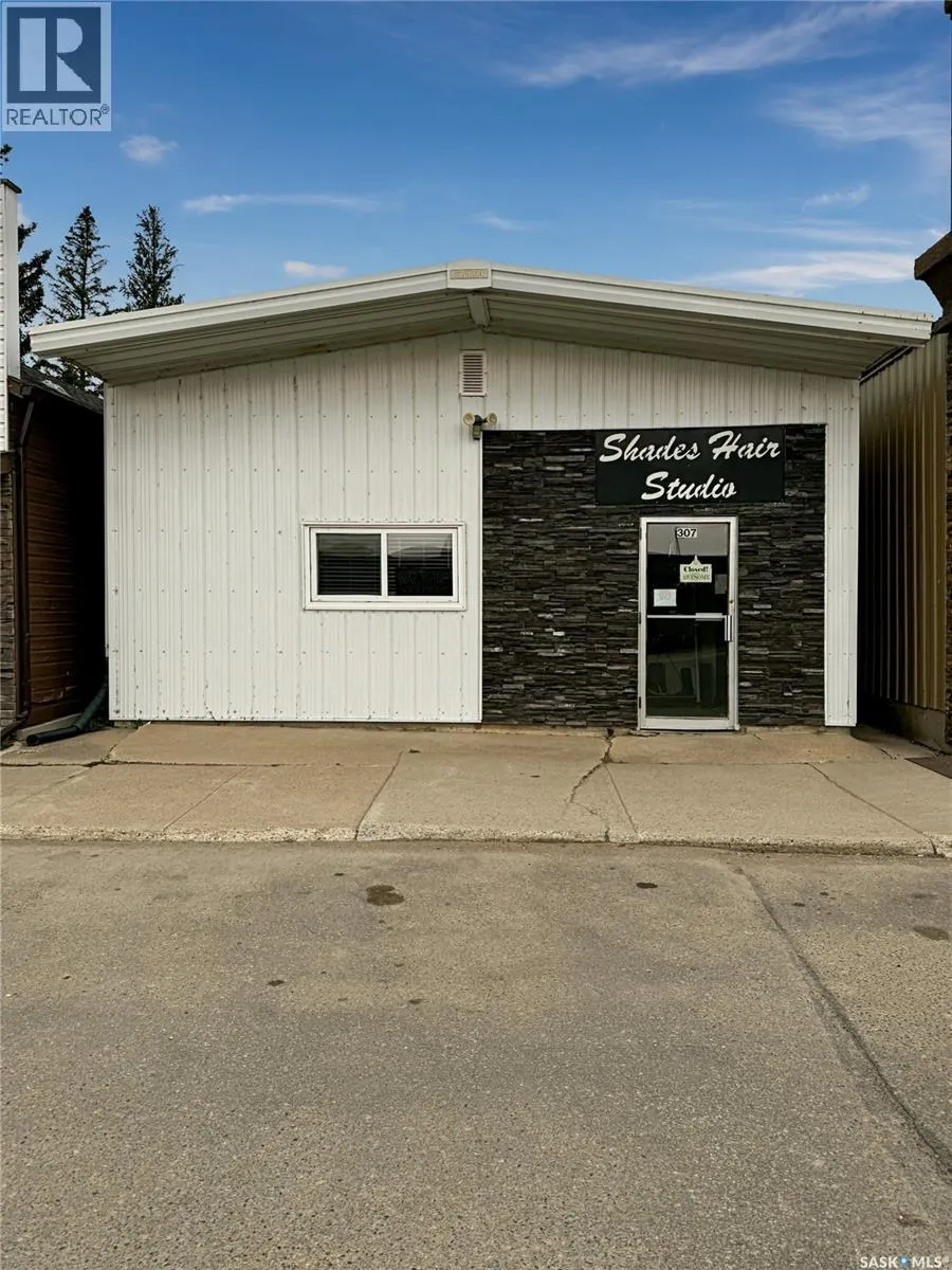 307 Main STREET