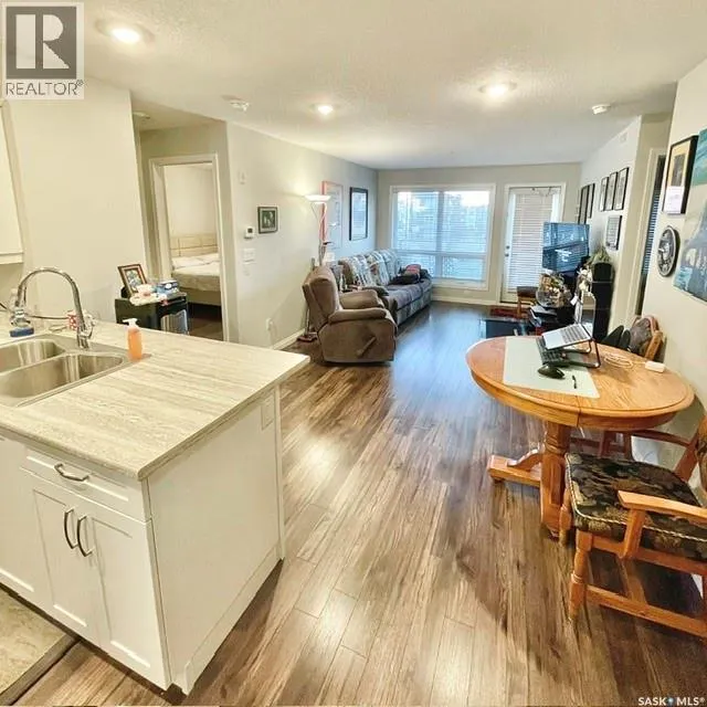 3202 106 Willis CRESCENT