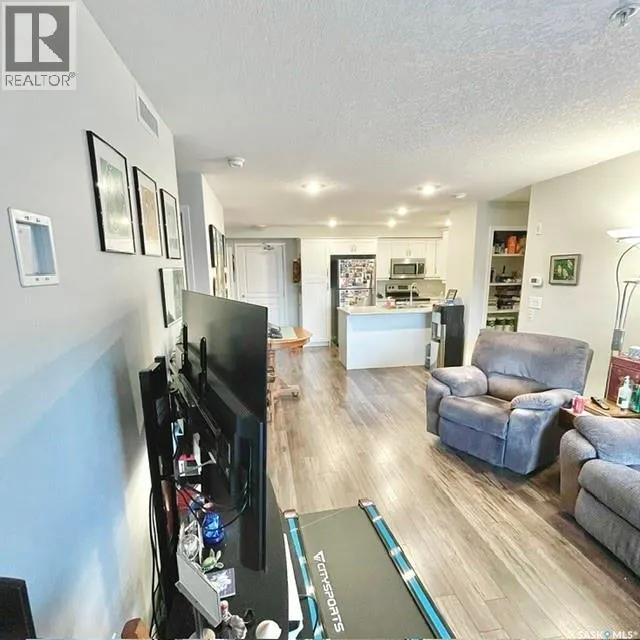 3202 106 Willis CRESCENT