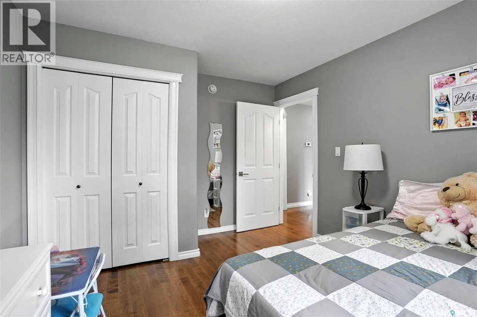 130 Roy CRESCENT