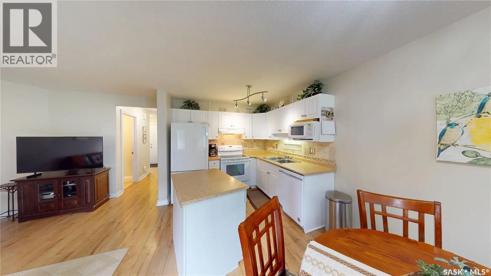 31 127 Banyan CRESCENT