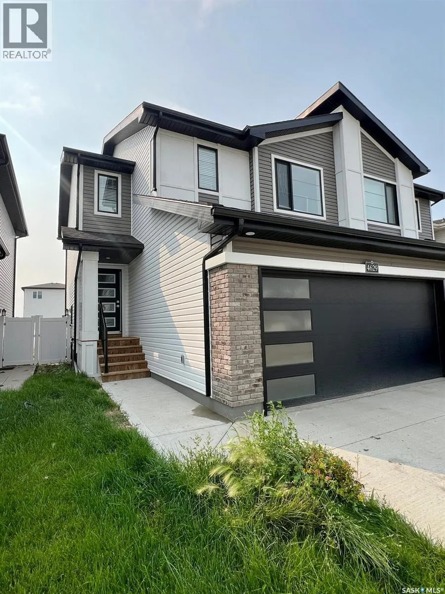 4629 Mutrie CRESCENT