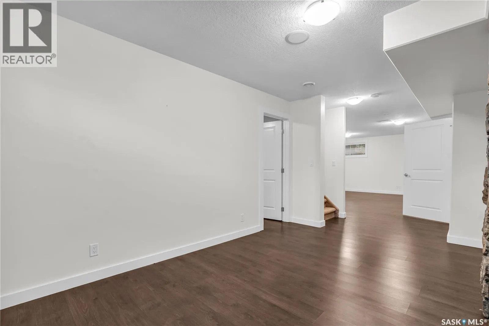 636 7th STREET E